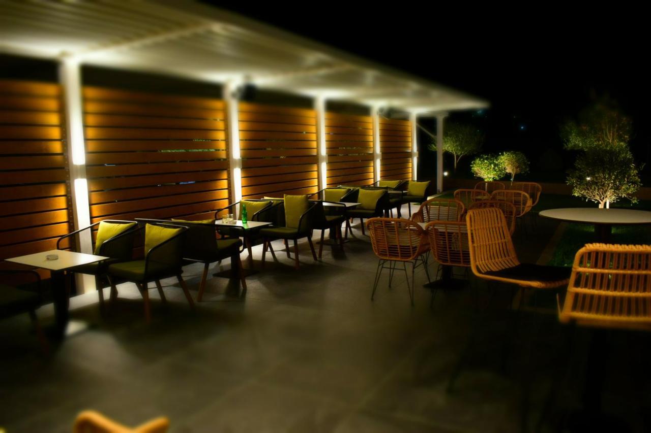 Bluepoint Hotel Tepelene Exterior photo